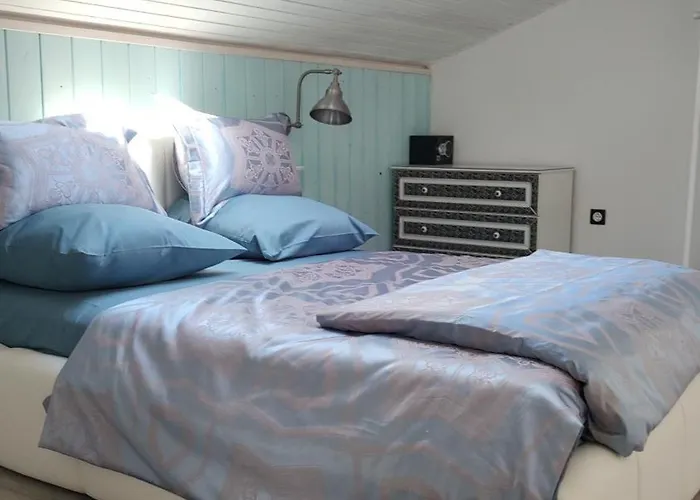 Nebokraj Terassa Мощеничка-Драга